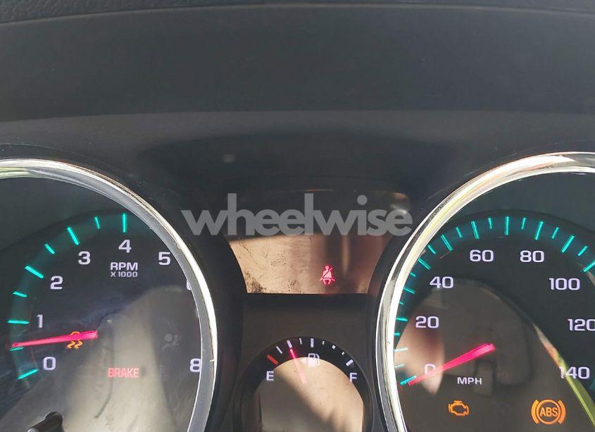 Photo 15 of 2011 Chevrolet Traverse 2LT (VIN 1GNKVJED9BJ114496)