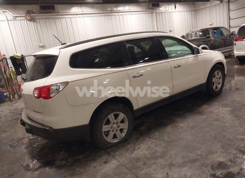 Photo 4 of 2011 Chevrolet Traverse 2LT (VIN 1GNKVJED9BJ181051)