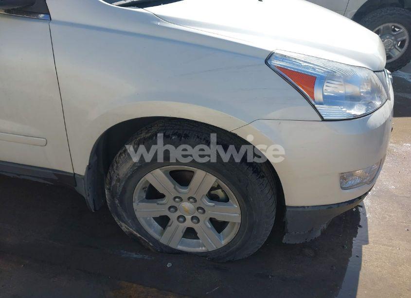 Photo 6 of 2012 Chevrolet Traverse 2LT (VIN 1GNKVJED9CJ113236)
