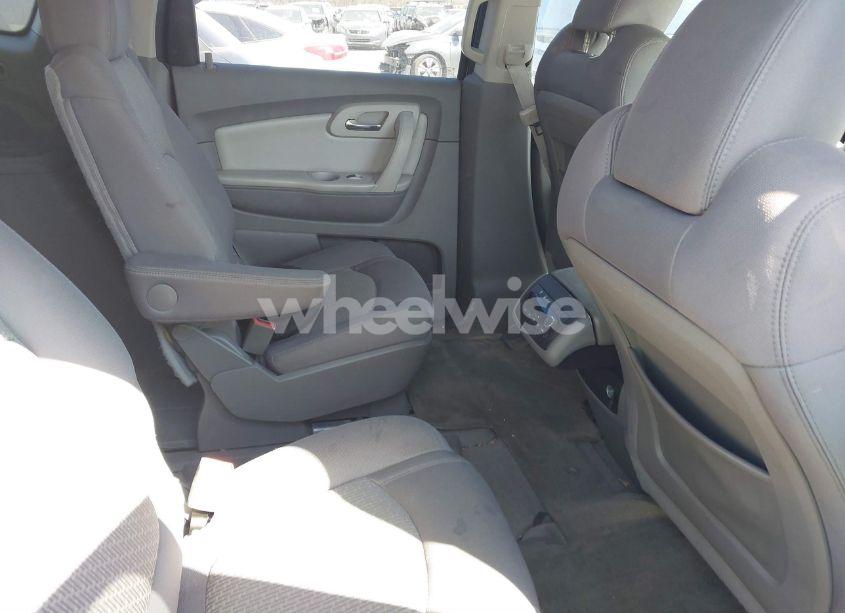 Photo 8 of 2012 Chevrolet Traverse 2LT (VIN 1GNKVJED9CJ113236)