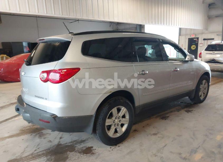 Photo 4 of 2012 Chevrolet Traverse 2LT (VIN 1GNKVJED9CJ120638)