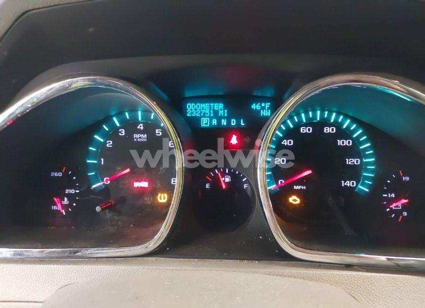 Photo 7 of 2011 Chevrolet Traverse 2LT (VIN 1GNKVJEDXBJ159365)