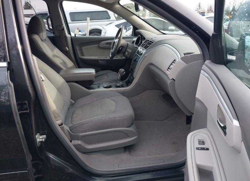 Photo 5 of 2011 Chevrolet Traverse 2LT (VIN 1GNKVJEDXBJ238695)