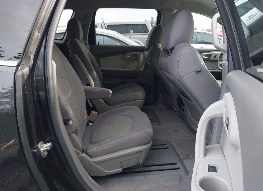 Photo 8 of 2011 Chevrolet Traverse 2LT (VIN 1GNKVJEDXBJ238695)