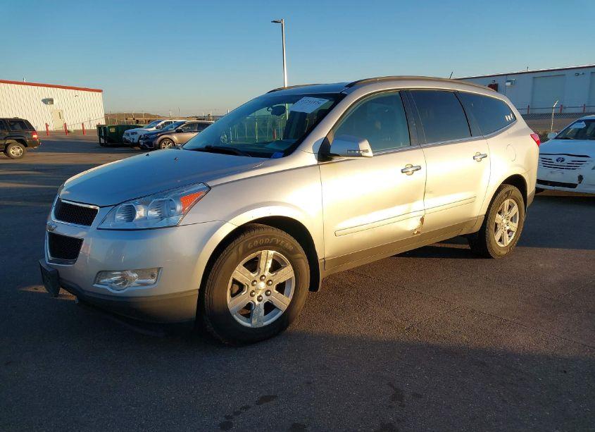 Photo 2 of 2011 Chevrolet Traverse 2LT (VIN 1GNKVJEDXBJ287380)