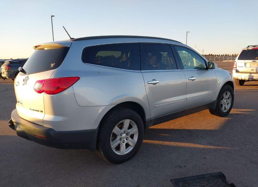 Photo 4 of 2011 Chevrolet Traverse 2LT (VIN 1GNKVJEDXBJ287380)
