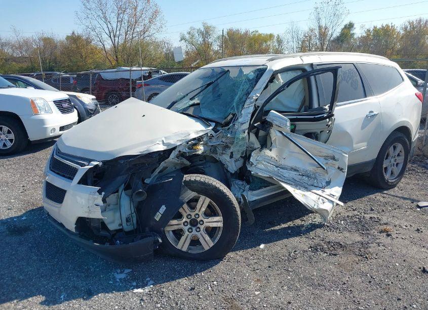 Photo 2 of 2012 Chevrolet Traverse 2LT (VIN 1GNKVJEDXCJ153213)