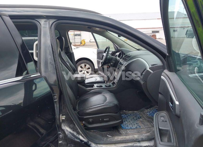 Photo 5 of 2012 Chevrolet Traverse 2LT (VIN 1GNKVJEDXCJ227326)