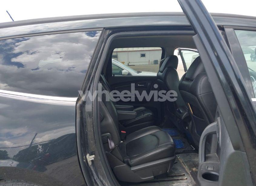 Photo 8 of 2012 Chevrolet Traverse 2LT (VIN 1GNKVJEDXCJ227326)