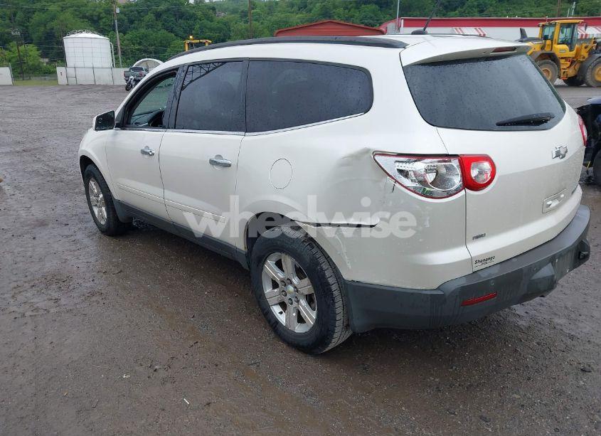 Photo 3 of 2012 Chevrolet Traverse 2LT (VIN 1GNKVJEDXCJ412878)