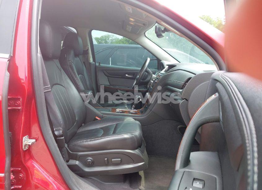 Photo 5 of 2014 Chevrolet Traverse LTZ (VIN 1GNKVJKD0EJ281659)