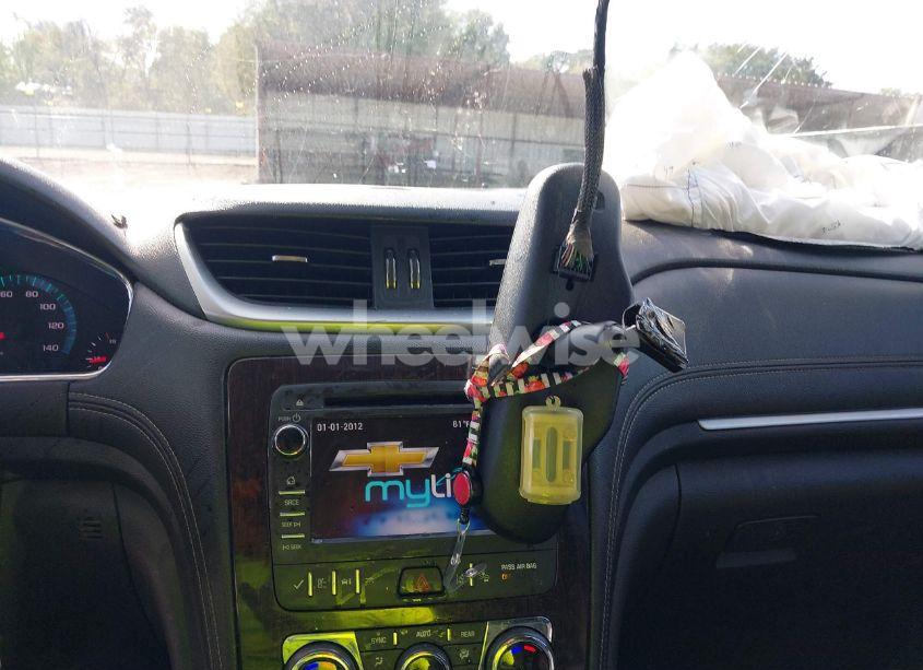 Photo 21 of 2015 Chevrolet Traverse LTZ (VIN 1GNKVJKD0FJ309185)