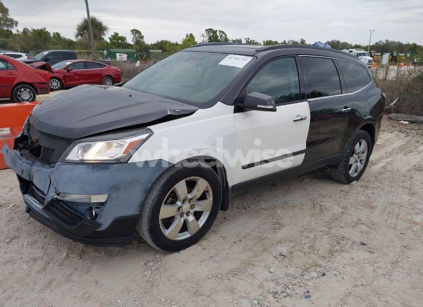 Photo 2 of 2015 Chevrolet Traverse LTZ (VIN 1GNKVJKD0FJ347077)