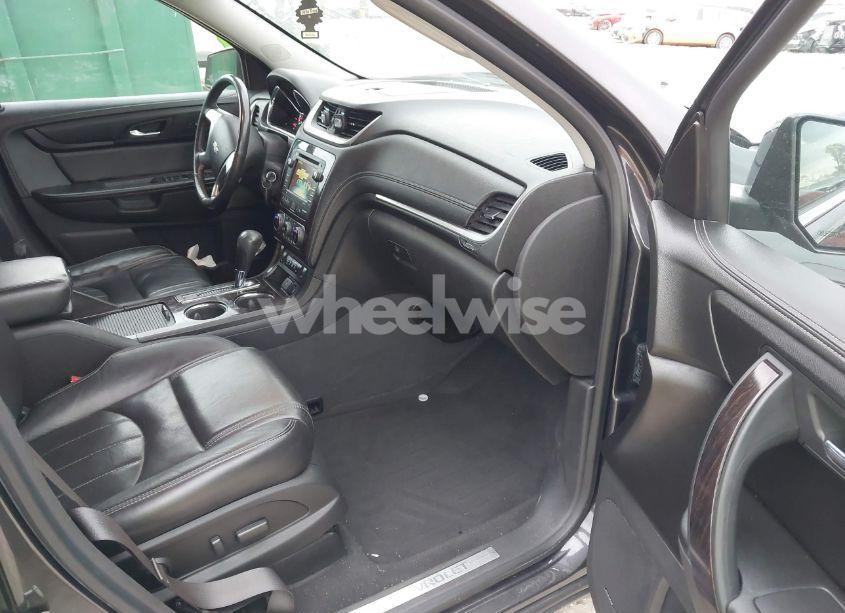 Photo 5 of 2015 Chevrolet Traverse LTZ (VIN 1GNKVJKD0FJ347077)