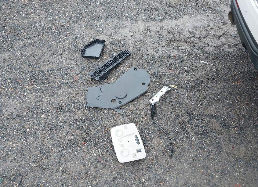 Photo 12 of 2017 Chevrolet Traverse PREMIER (VIN 1GNKVJKD0HJ255311)