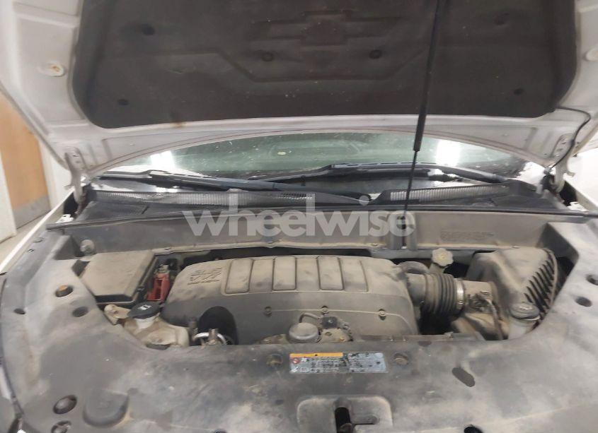 Photo 10 of 2013 Chevrolet Traverse 2LT (VIN 1GNKVJKD1DJ156569)