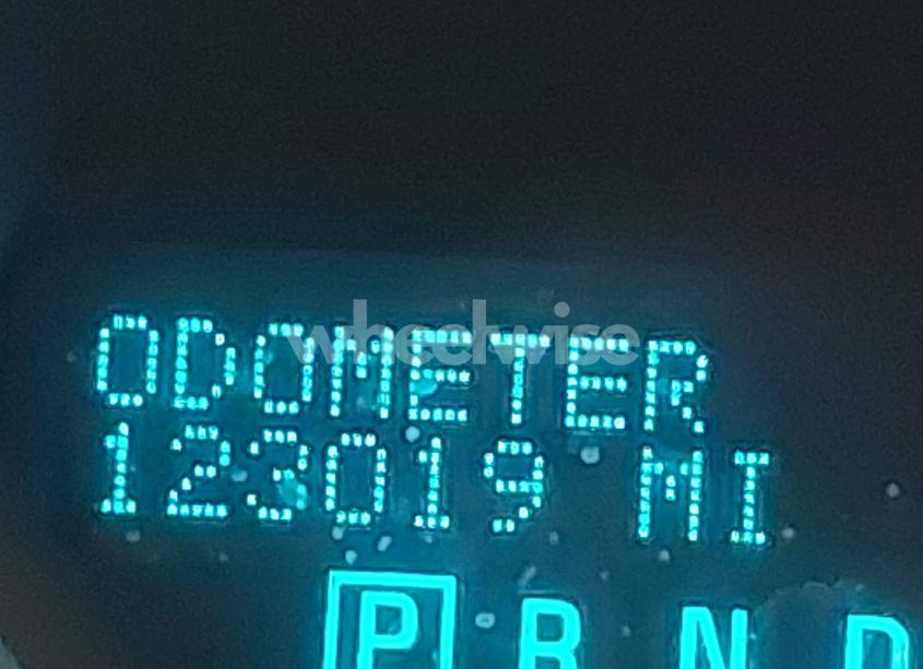 Photo 15 of 2013 Chevrolet Traverse 2LT (VIN 1GNKVJKD1DJ156569)