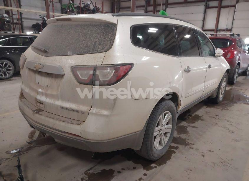 Photo 4 of 2013 Chevrolet Traverse 2LT (VIN 1GNKVJKD1DJ156569)