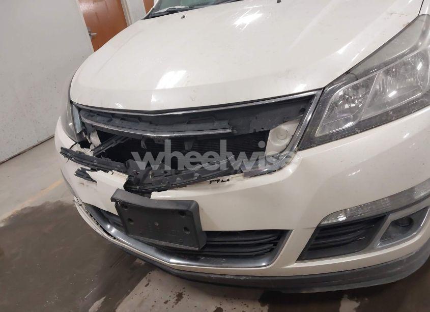 Photo 6 of 2013 Chevrolet Traverse 2LT (VIN 1GNKVJKD1DJ156569)