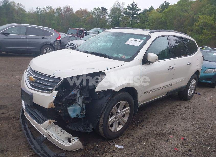 Photo 2 of 2013 Chevrolet Traverse 2LT (VIN 1GNKVJKD1DJ217693)