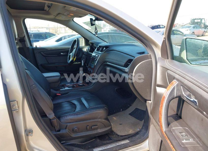 Photo 5 of 2014 Chevrolet Traverse LTZ (VIN 1GNKVJKD1EJ275000)