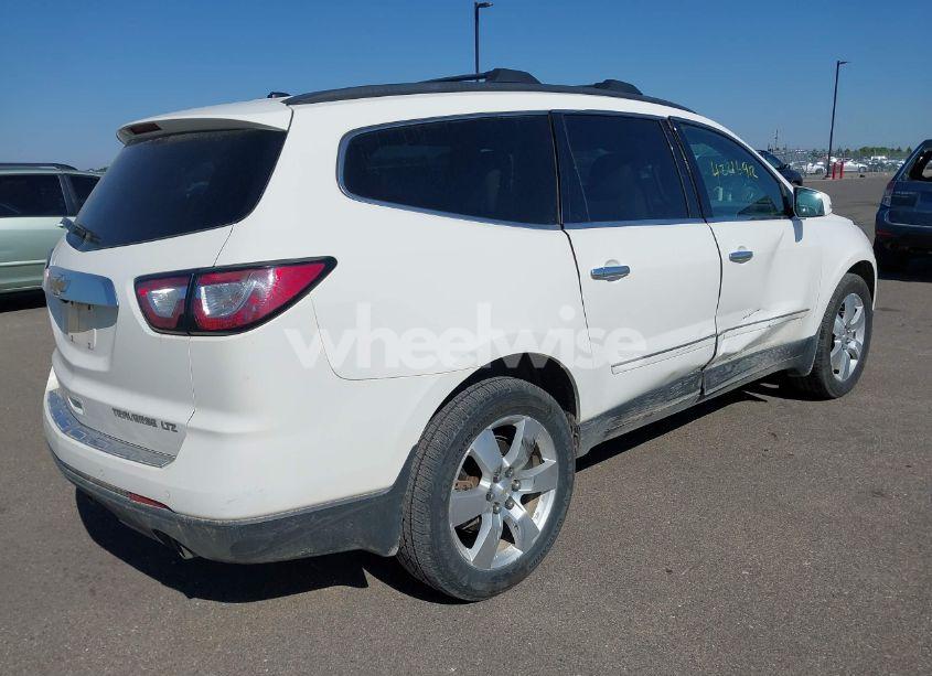 Photo 4 of 2014 Chevrolet Traverse LTZ (VIN 1GNKVJKD1EJ348334)