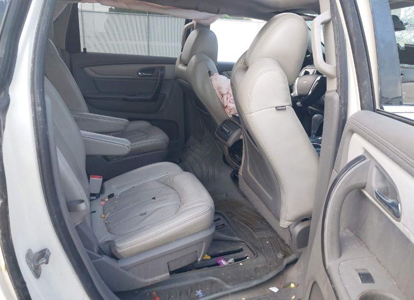 Photo 8 of 2014 Chevrolet Traverse LTZ (VIN 1GNKVJKD1EJ377235)