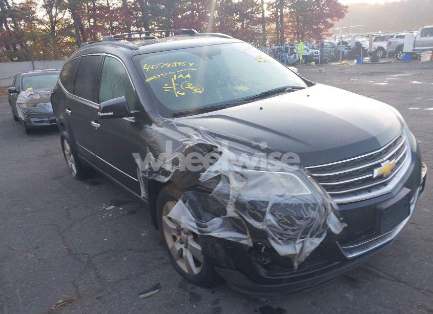 2015 Chevrolet Traverse LTZ (VIN 1GNKVJKD2FJ312654) main photo
