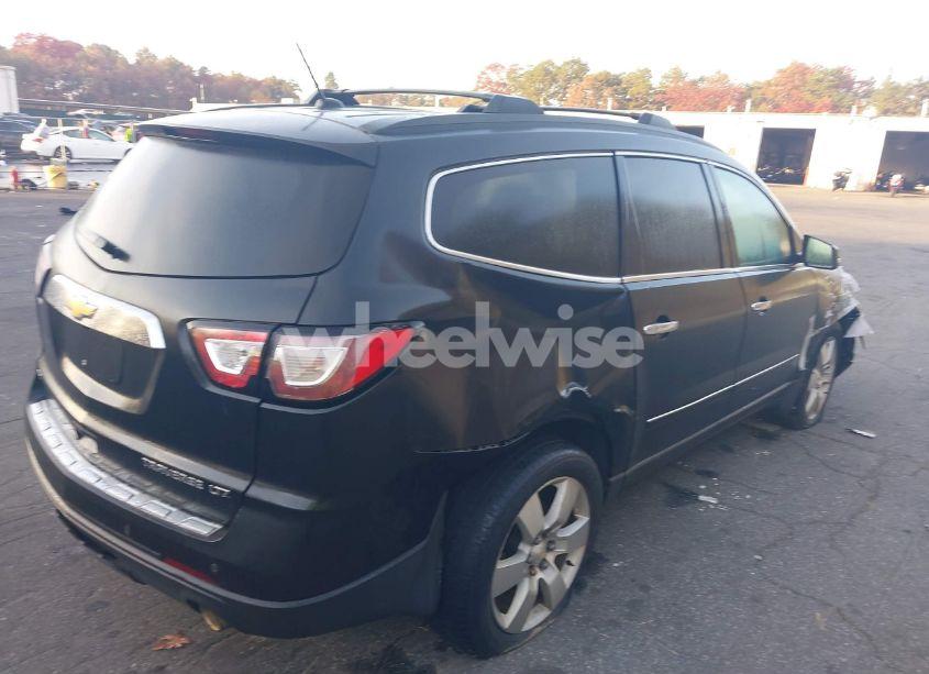 Photo 4 of 2015 Chevrolet Traverse LTZ (VIN 1GNKVJKD2FJ312654)
