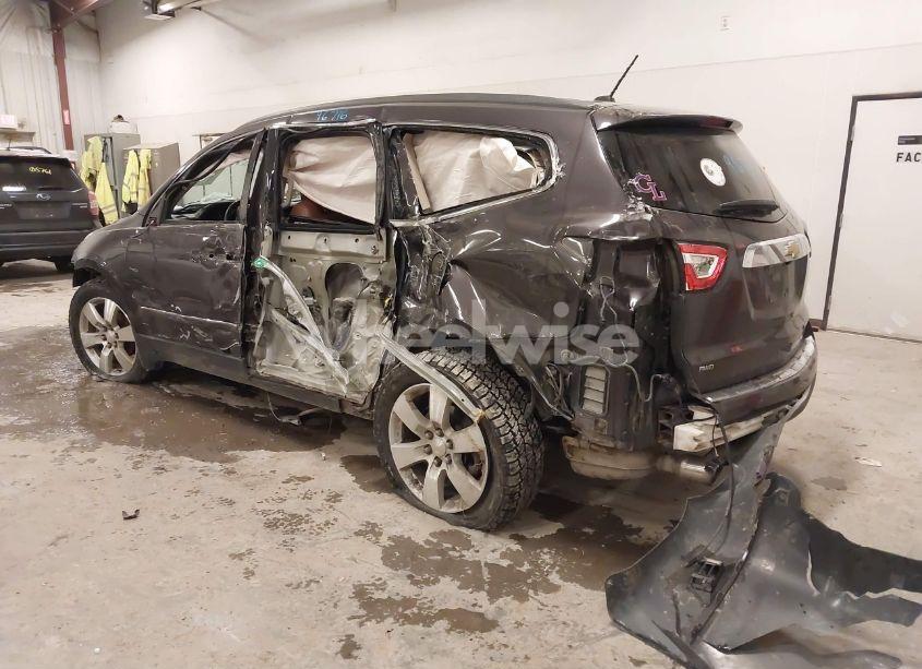 Photo 3 of 2015 Chevrolet Traverse LTZ (VIN 1GNKVJKD2FJ326327)