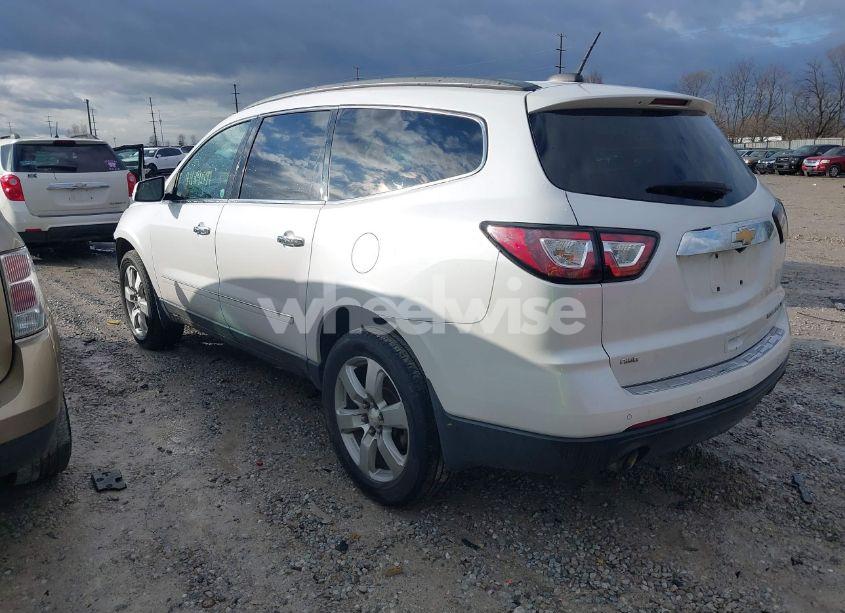 Photo 3 of 2016 Chevrolet Traverse LTZ (VIN 1GNKVJKD2GJ104968)