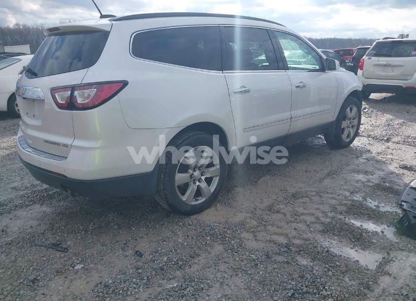 Photo 4 of 2016 Chevrolet Traverse LTZ (VIN 1GNKVJKD2GJ104968)