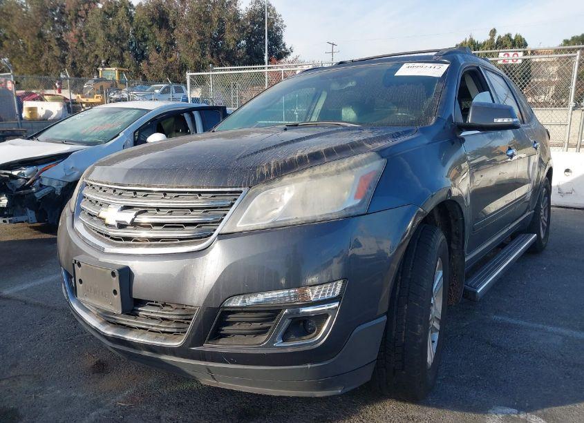 Photo 2 of 2013 Chevrolet Traverse 2LT (VIN 1GNKVJKD3DJ225052)