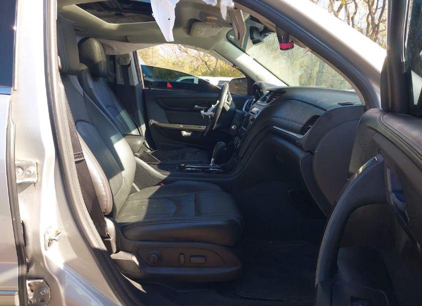 Photo 5 of 2017 Chevrolet Traverse PREMIER (VIN 1GNKVJKD3HJ333497)