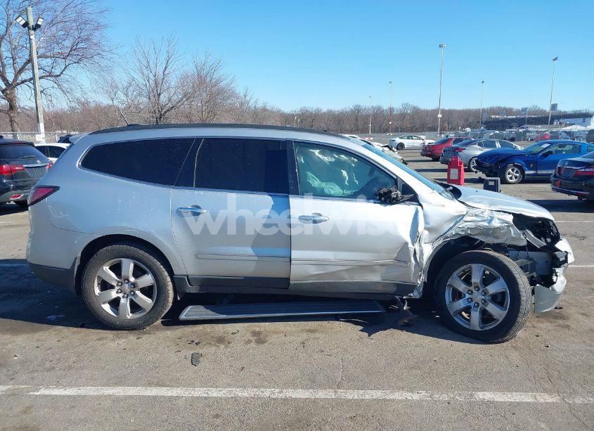 Photo 13 of 2017 Chevrolet Traverse PREMIER (VIN 1GNKVJKD4HJ339874)