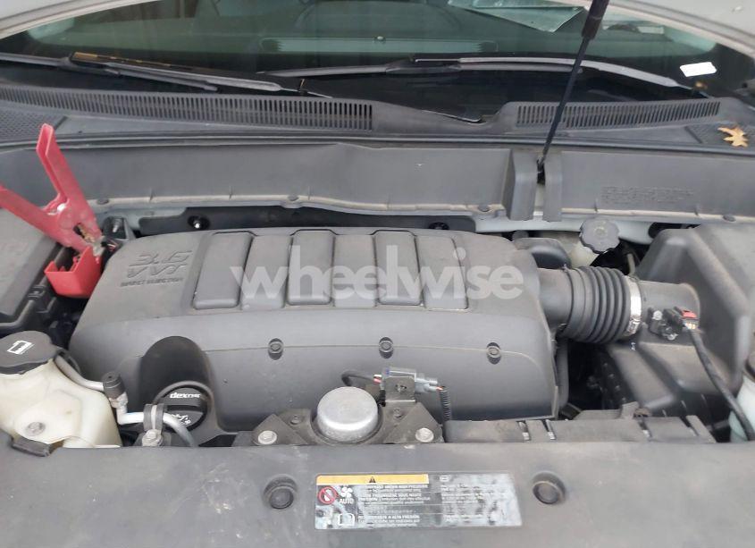 Photo 10 of 2013 Chevrolet Traverse 2LT (VIN 1GNKVJKD5DJ199683)