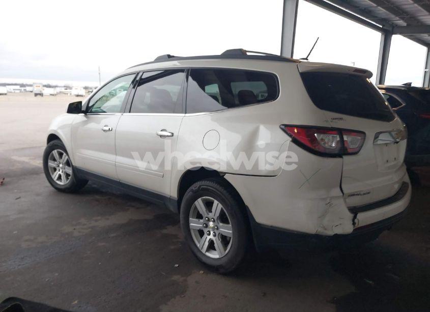 Photo 3 of 2013 Chevrolet Traverse 2LT (VIN 1GNKVJKD5DJ199683)