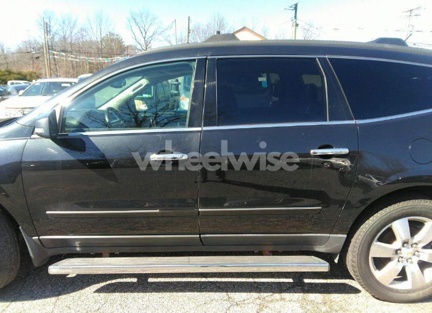 Photo 14 of 2015 Chevrolet Traverse LTZ (VIN 1GNKVJKD5FJ296143)