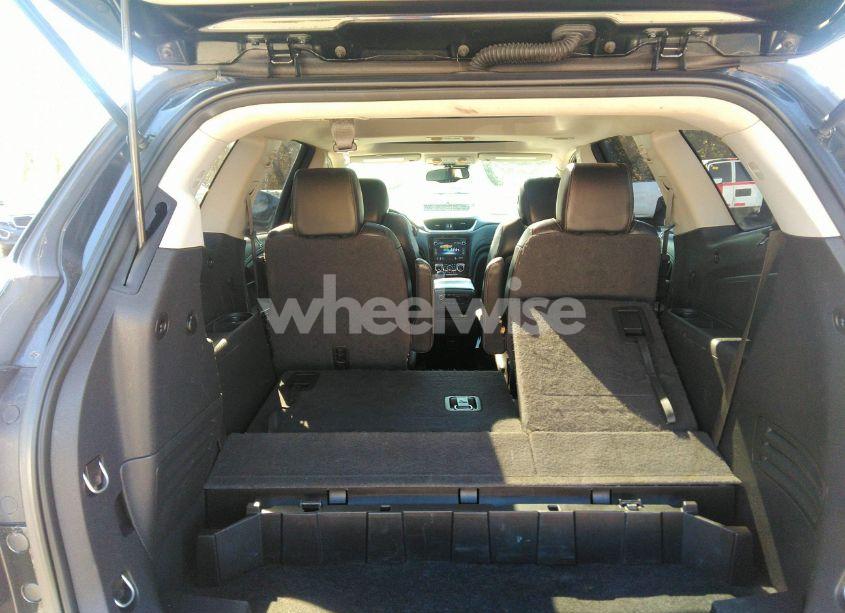 Photo 18 of 2015 Chevrolet Traverse LTZ (VIN 1GNKVJKD5FJ296143)