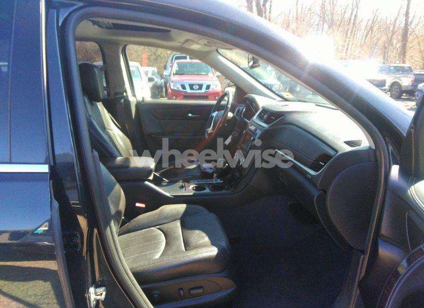 Photo 5 of 2015 Chevrolet Traverse LTZ (VIN 1GNKVJKD5FJ296143)