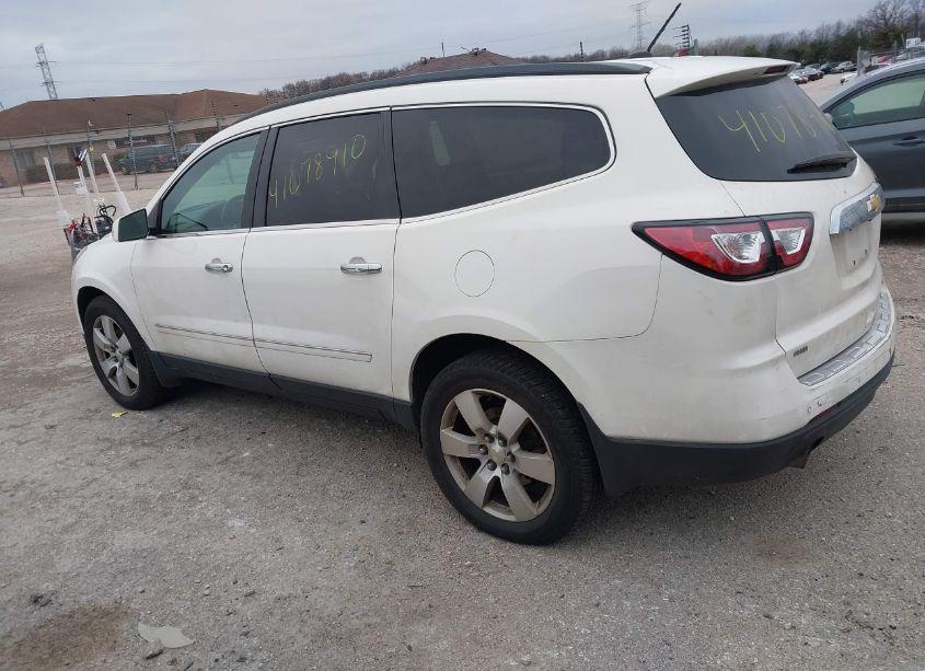 Photo 3 of 2015 Chevrolet Traverse LTZ (VIN 1GNKVJKD5FJ326385)
