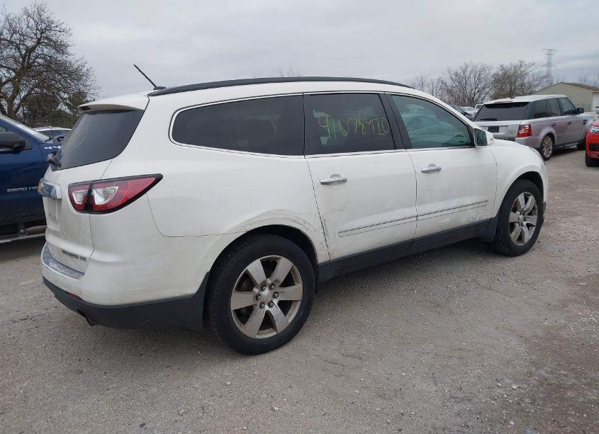 Photo 4 of 2015 Chevrolet Traverse LTZ (VIN 1GNKVJKD5FJ326385)