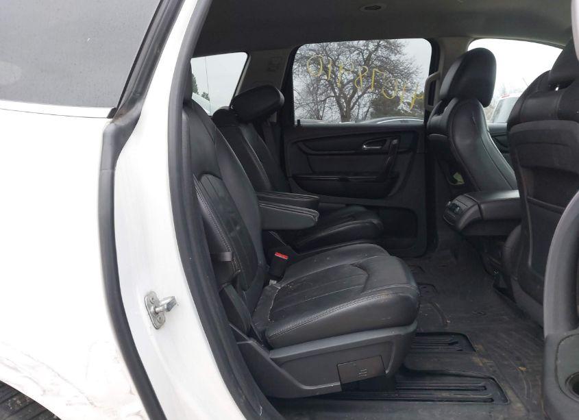 Photo 8 of 2015 Chevrolet Traverse LTZ (VIN 1GNKVJKD5FJ326385)