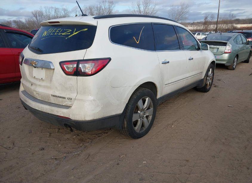 Photo 4 of 2014 Chevrolet Traverse LTZ (VIN 1GNKVJKD8EJ132612)