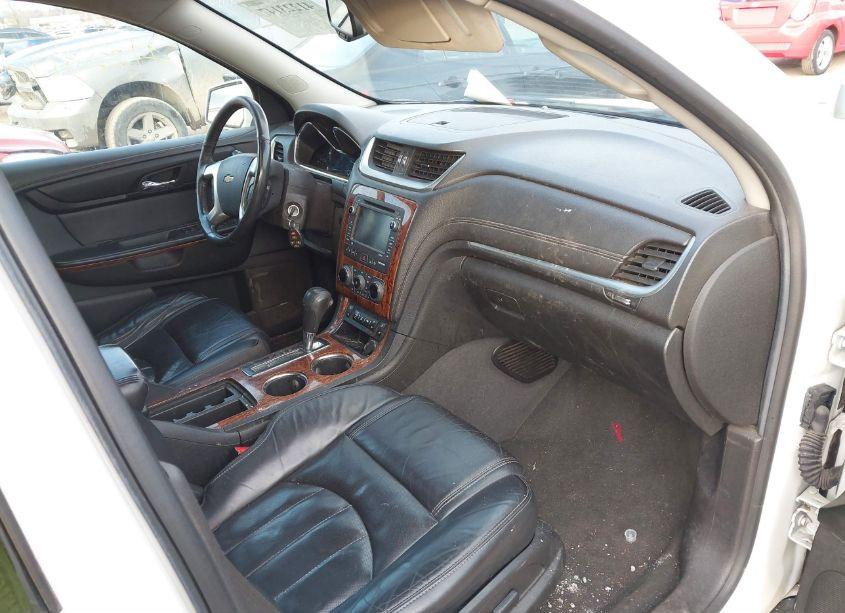 Photo 5 of 2014 Chevrolet Traverse LTZ (VIN 1GNKVJKD8EJ132612)