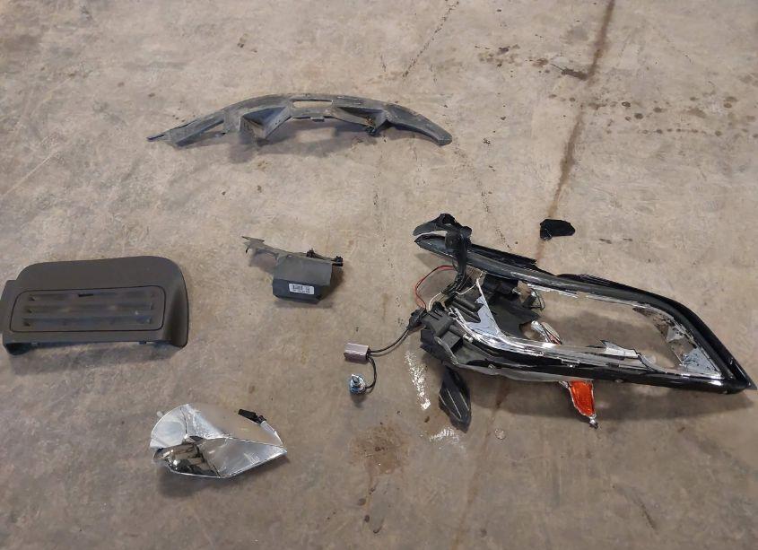 Photo 12 of 2013 Chevrolet Traverse 2LT (VIN 1GNKVJKD9DJ153032)