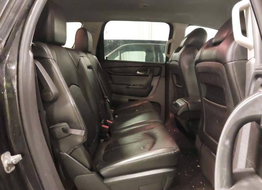 Photo 8 of 2013 Chevrolet Traverse 2LT (VIN 1GNKVJKD9DJ153032)