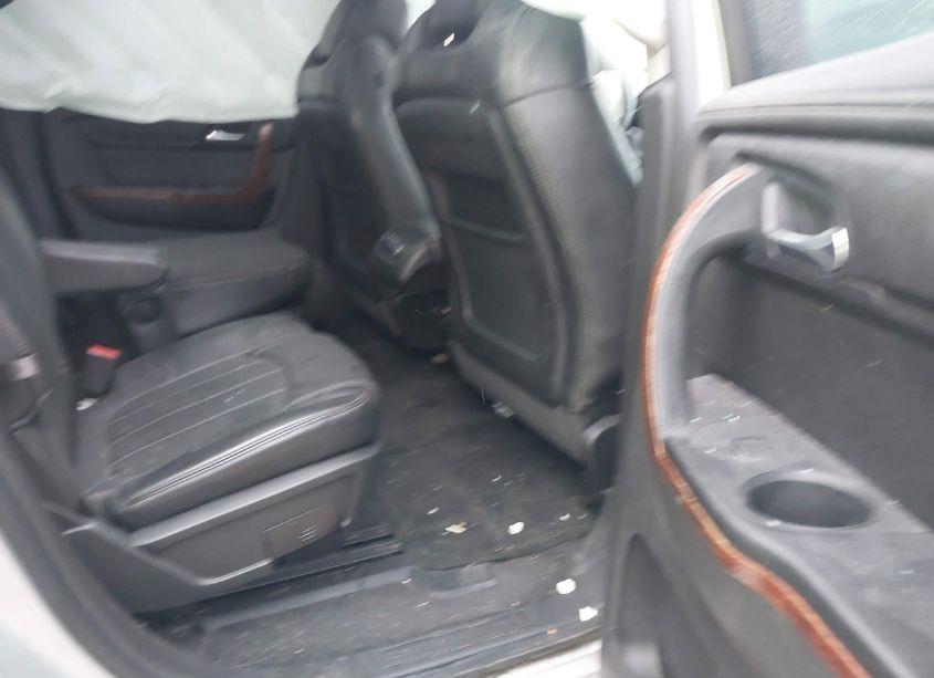 Photo 8 of 2014 Chevrolet Traverse LTZ (VIN 1GNKVJKDXEJ214809)