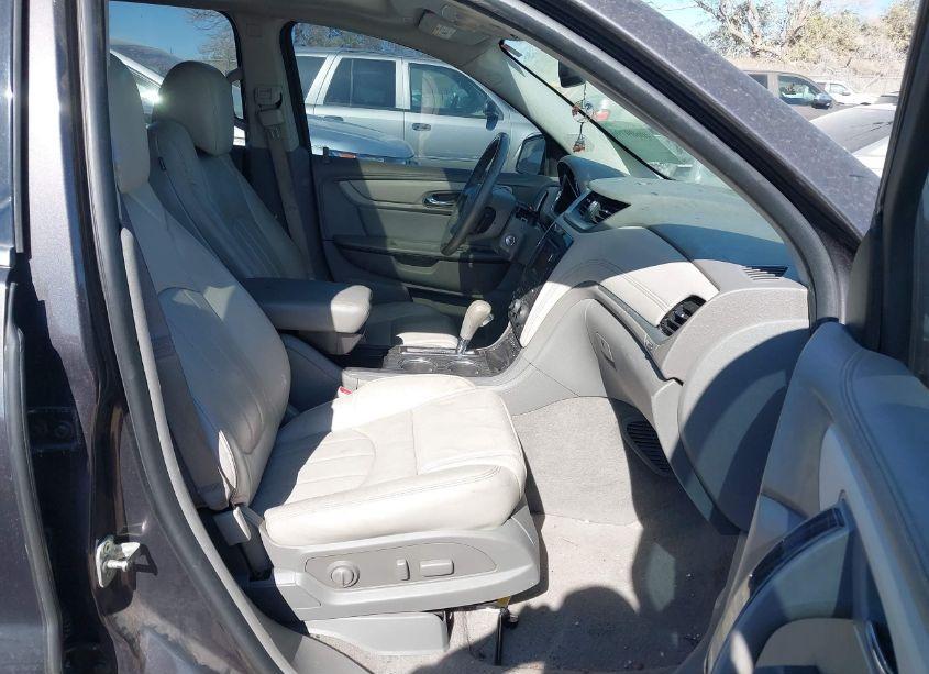 Photo 5 of 2014 Chevrolet Traverse LTZ (VIN 1GNKVJKDXEJ251360)