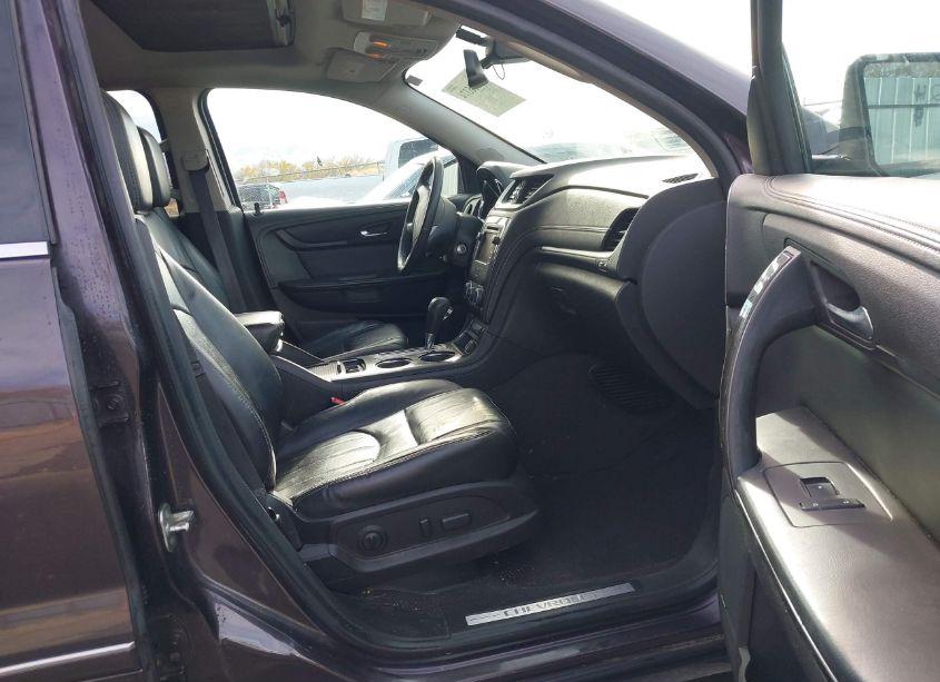Photo 5 of 2015 Chevrolet Traverse LTZ (VIN 1GNKVJKDXFJ155097)